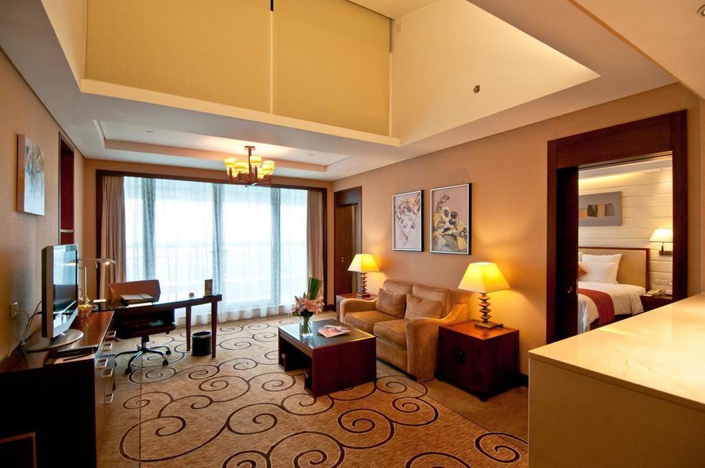 Jinji Lake Shilla Hotel Suzhou  Exteriör bild